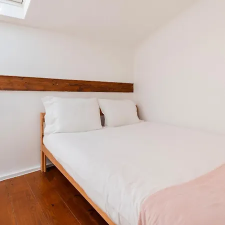 Charming 3bdr Duplex In Center By Lovelystay Apartment Lissabon