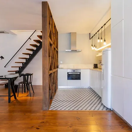 Charming 3bdr Duplex In Center By Lovelystay * Lissabon