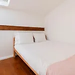 Charming 3bdr Duplex In Center By Lovelystay Apartman Lisboa