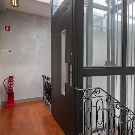 Charming 3bdr Duplex In Center By Lovelystay Apartment Lisbon