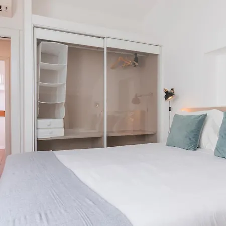 公寓 Charming 3bdr Duplex In Center By Lovelystay Lisboa