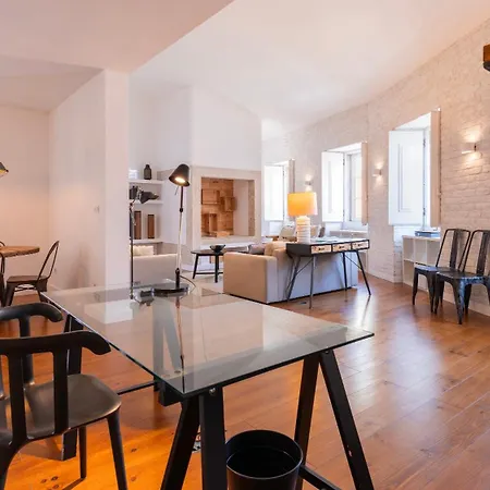アパート Charming 3bdr Duplex In Center By Lovelystay *