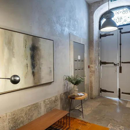 Charming 3bdr Duplex In Center By Lovelystay Lisboa