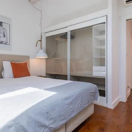 Apartman Charming 3bdr Duplex In Center By Lovelystay Lisboa