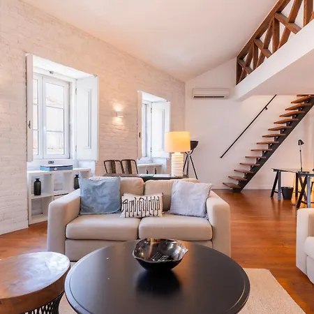 Charming 3bdr Duplex In Center By Lovelystay Apartmán *